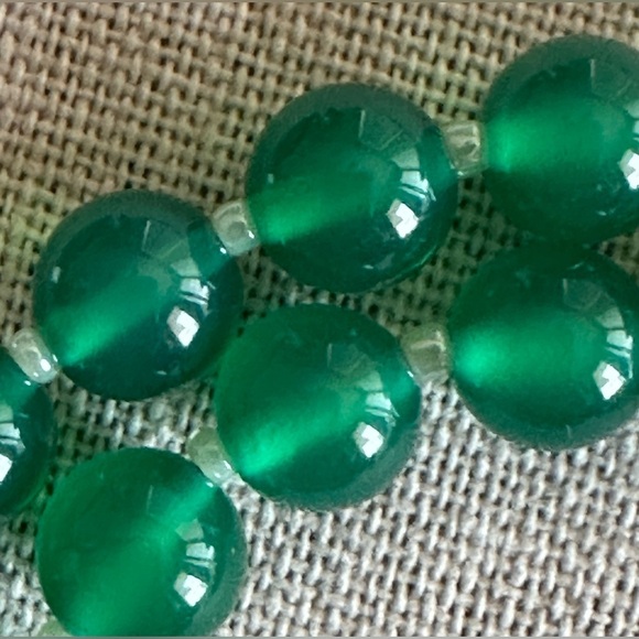 22 inch Green Agate bead necklace NWOT - Picture 8 of 12